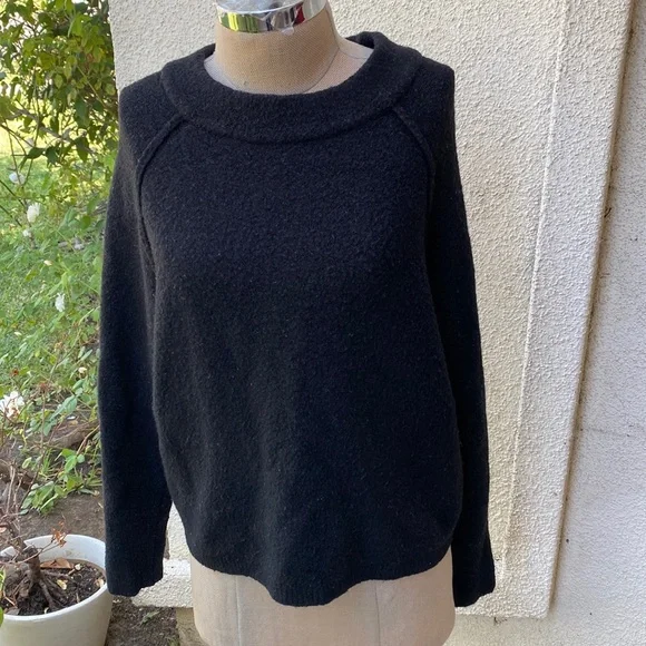 Free People from Bloomingdale’s called “Found my Friend” great pullover sweater - Picture 3 of 10